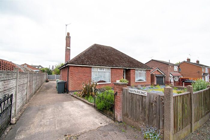 2 Bedroom Detached Bungalow For Sale In Bright Street, South Normanton, Alfreton, DE55