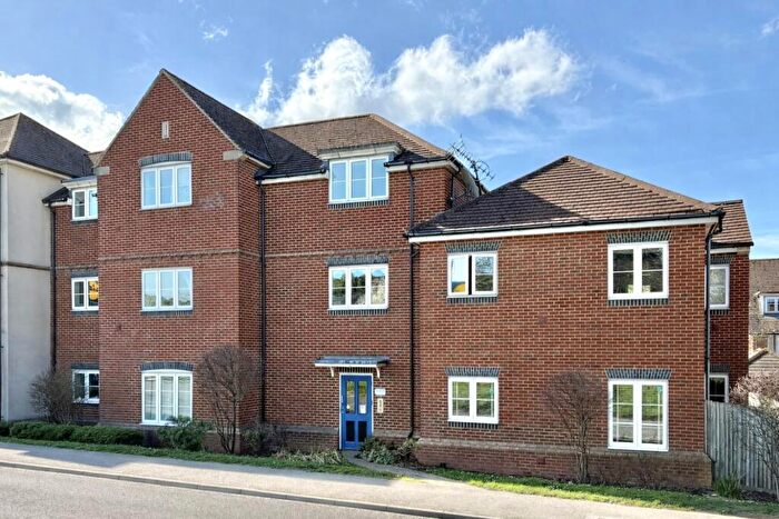 2 Bedroom Apartment For Sale In Wolage Drive, Grove, OX12