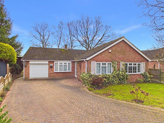 3 Bedroom Detached Bungalow For Sale In Oak Close, Woodhall Spa, LN10