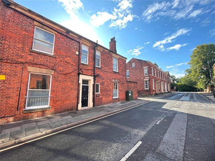 2 Bedroom End Of Terrace House For Sale In Ribblesdale Place, Preston, PR1