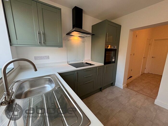 3 Bedroom Terraced House To Rent In Army Row, Barnsley, S71