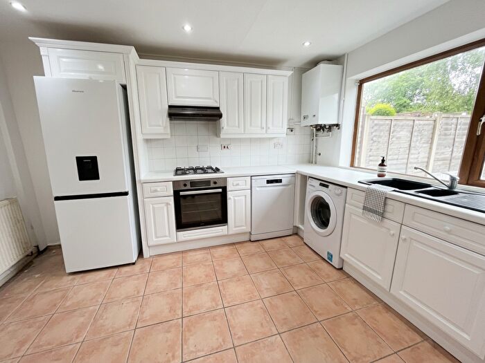 2 Bedroom House To Rent In Pershore Road, Edgbaston, West Midlands, B5