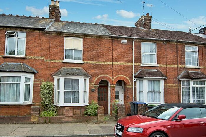 3 Bedroom Terraced House To Rent In Beaconsfield Road, Canterbury, CT2