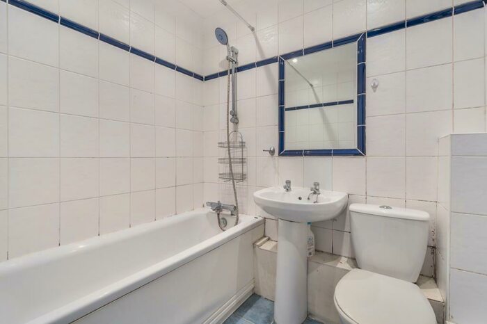 1 Bedroom Semi-Detached House To Rent In Matley Moor, Liden, SN3
