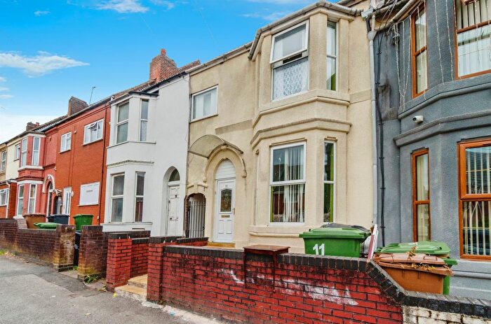 4 Bedroom Terraced House For Sale In Tasker Street, Walsall, WS1
