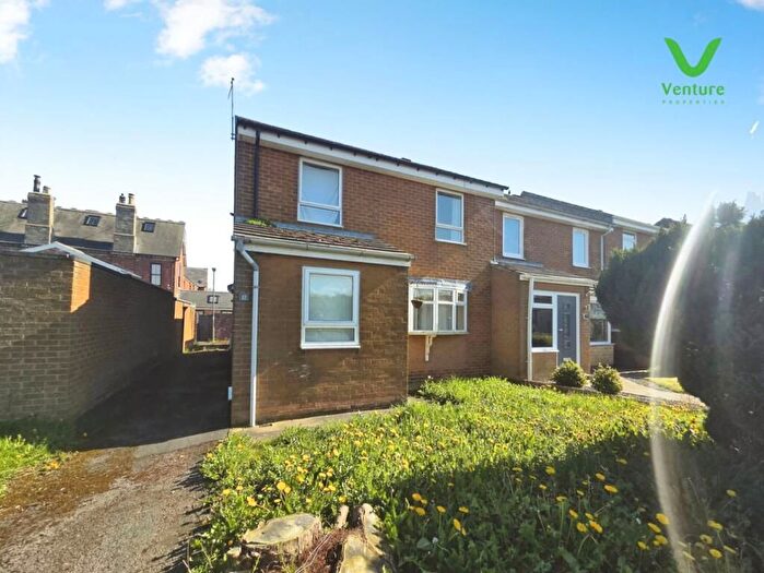 3 Bedroom End Of Terrace House For Sale In Swingfield Close, Crook, DL15