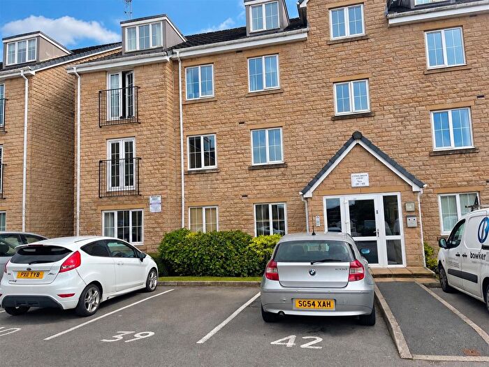 2 Bedroom Flat For Sale In Greenbrook Road, Burnley, BB12