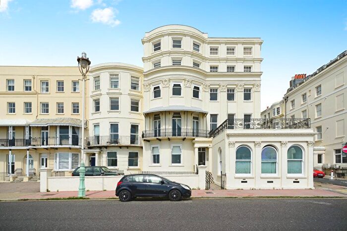 1 Bedroom Flat For Sale In Marine Parade, Brighton, BN2