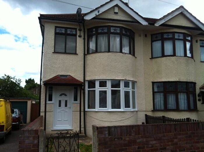 3 Bedroom Semi-Detached House To Rent In Temple Avenue, Dagenham, Essex, RM8