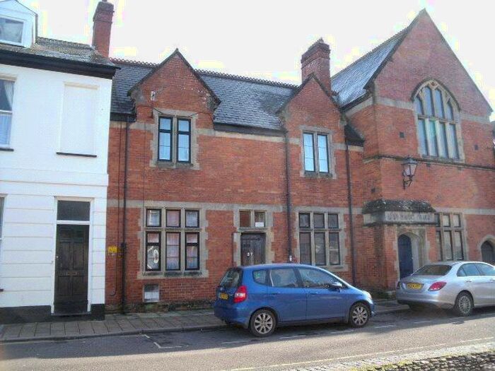 3 Bedroom House To Rent In Castle Street, Tiverton, Devon, EX16