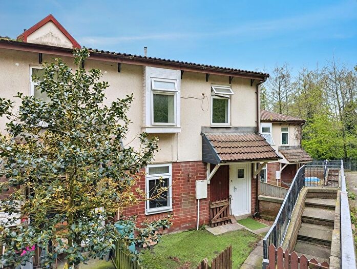 3 Bedroom Terraced House For Sale In Amelia Close, Benwell, Newcastle Upon Tyne, NE4