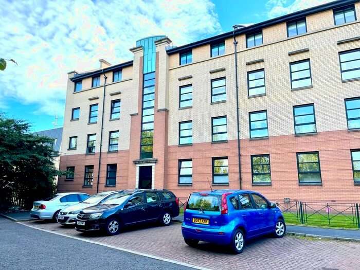 2 Bedroom Flat To Rent In Moray Court, Rutherglen, Glasgow, G73