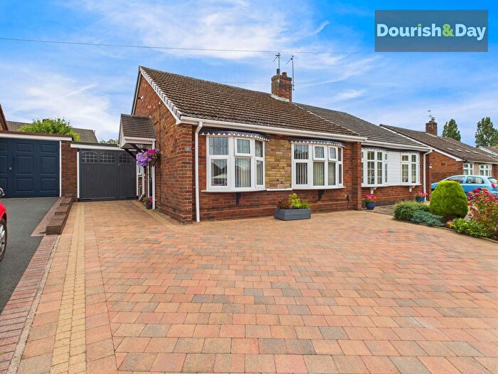 2 Bedroom Semi-Detached House For Sale In Johnson Avenue, Wolverhampton, WV11