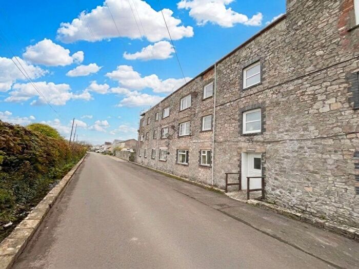 3 Bedroom Flat For Sale In Flat, Malthouse Court, Broughton, Cowbridge, The Vale Of Glamorgan, CF71