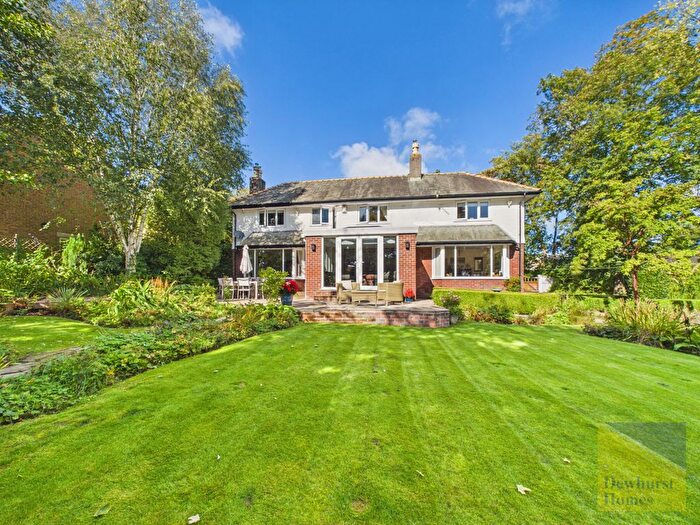 6 Bedroom Detached House For Sale In Dilworth Lane, Longridge, PR3