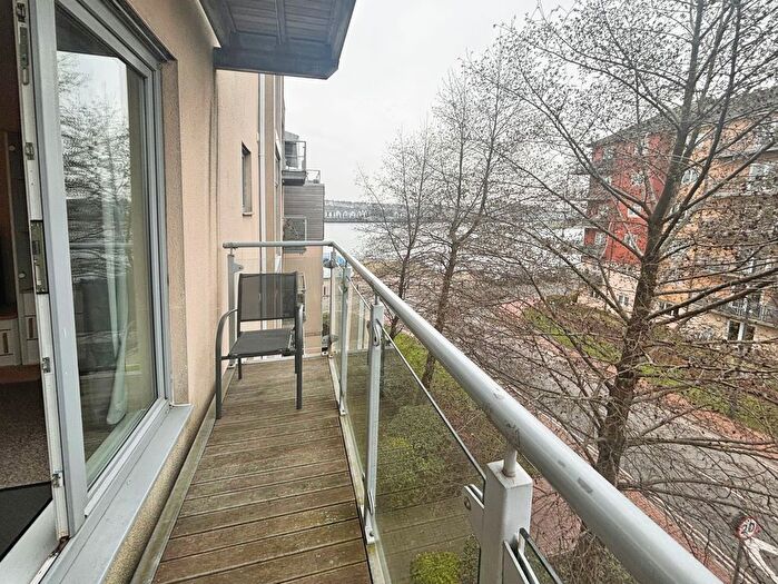 2 Bedroom Flat To Rent In Glanfa Dafydd, Barry, CF63