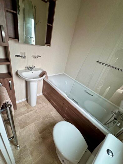 2 Bedroom Caravan For Sale In Hamsterley, Bishop Auckland, DL13