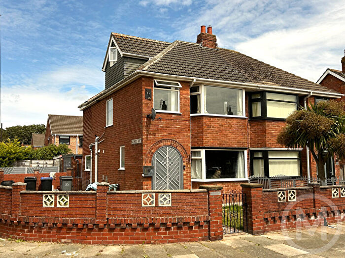 4 Bedroom Semi Detached House For Sale In Hastings Avenue, Bispham, FY2