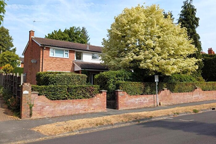 4 Bedroom Detached House To Rent In Horsell, Woking, Surrey, GU21