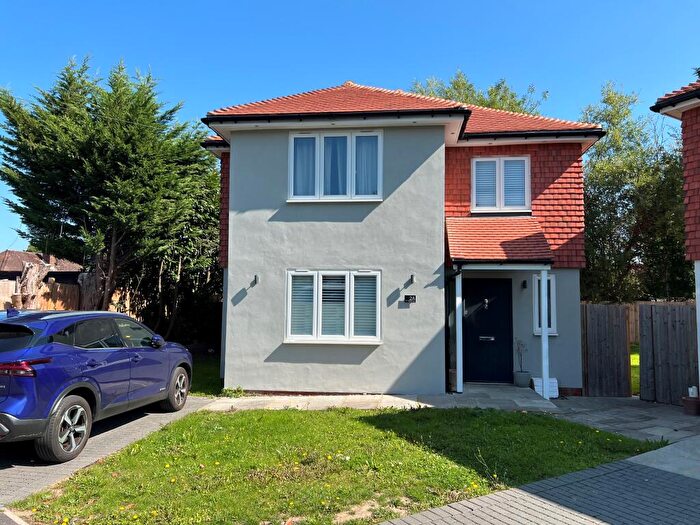4 Bedroom House To Rent In Horley, RH6