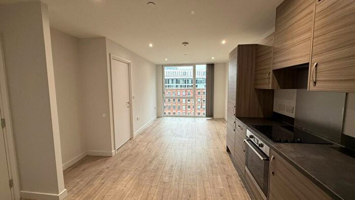 1 Bedroom Apartment To Rent In Crocus Street, Nottingham, Nottinghamshire, NG2