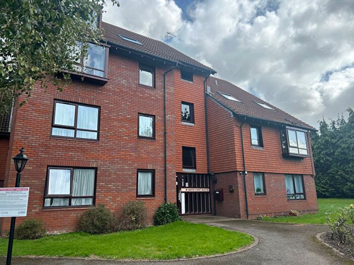 1 Bedroom Flat To Rent In Martin Court, Bristol, BS16
