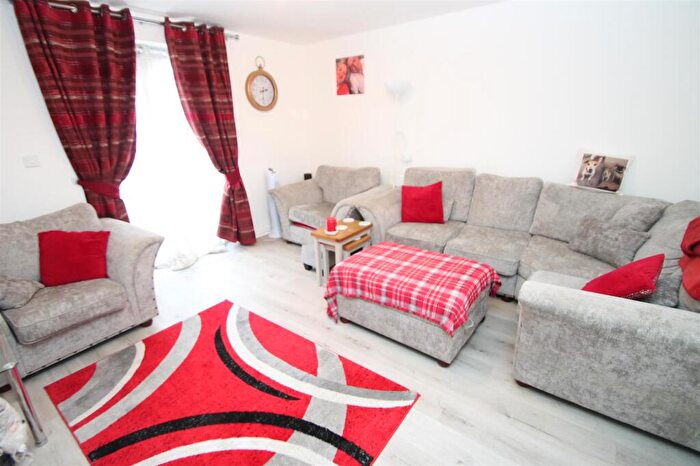 3 Bedroom Terraced House For Sale In Brythill Drive, Brierley Hill, DY5