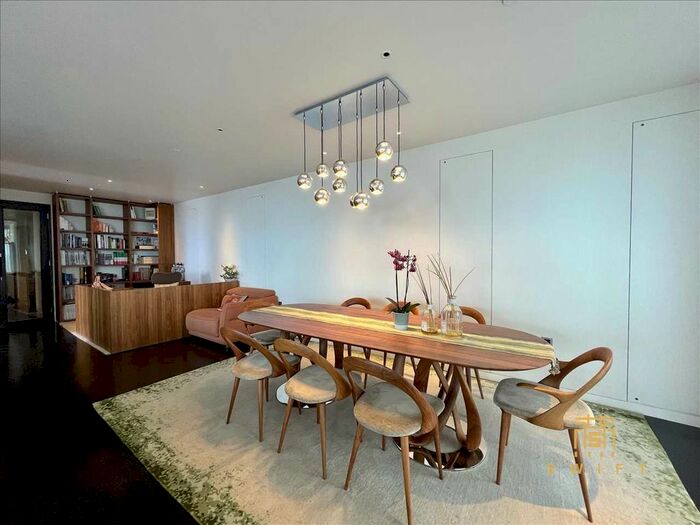 3 Bedroom Flat To Rent In Moor Lane, London, EC2Y