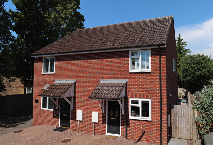 2 Bedroom Semi-Detached House For Sale In Leaf Way, St. Albans, Hertfordshire, AL1
