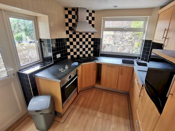 5 Bedroom Terraced House To Rent In White Street, Brighton, BN2