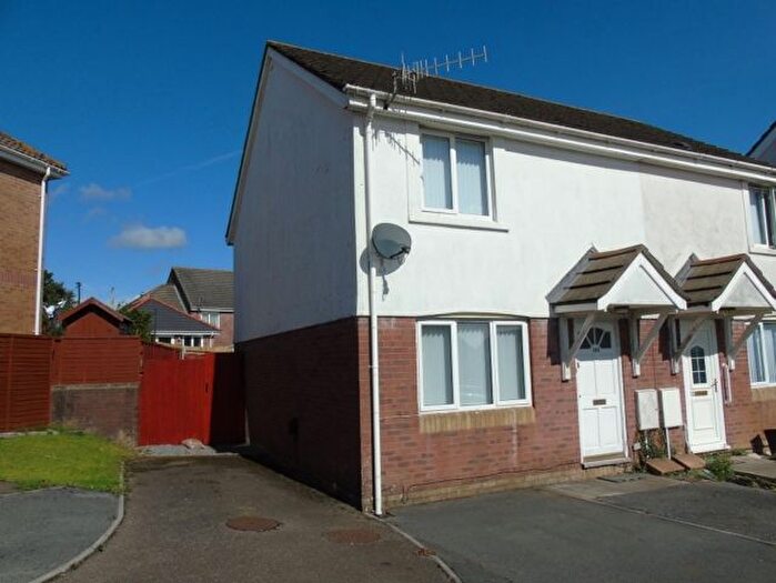 2 Bedroom Semi-Detached House To Rent In Brynhyfryd, Llangennech, SA14