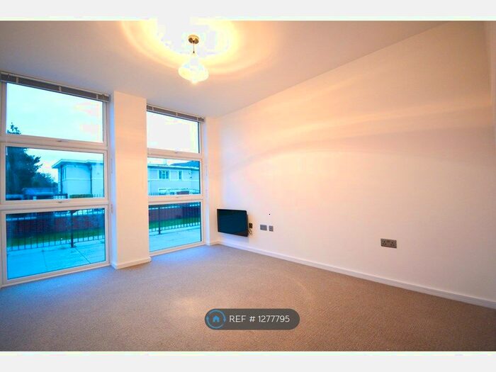 1 Bedroom Flat To Rent In Elmwood Avenue, Feltham TW13