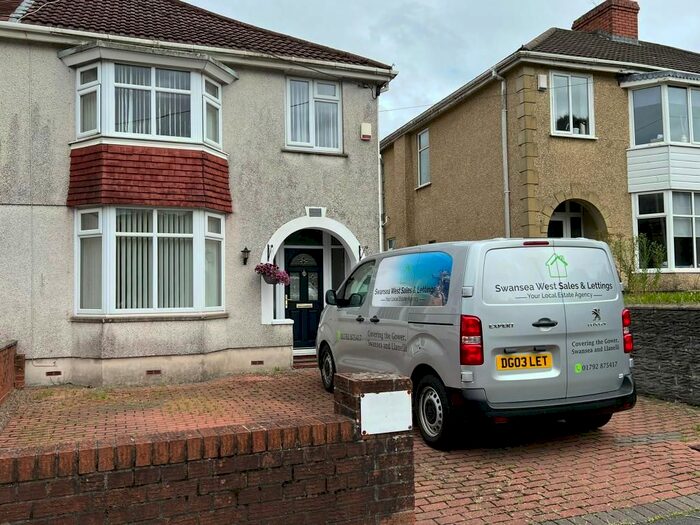 3 Bedroom Semi-Detached House To Rent In Cecil Road, Gowerton, Swansea, SA4