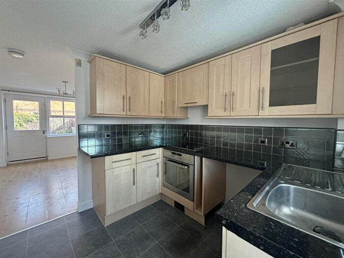 1 Bedroom Terraced House To Rent In Beamsley Way, Kingswood, Hull, HU7