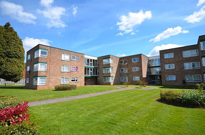 2 Bedroom Flat To Rent In Regal Court, Sudbury Avenue, Wembley, HA0
