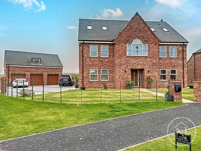 6 Bedroom Detached House For Sale In Duke Of Wellington Gardens, Wynyard, TS22