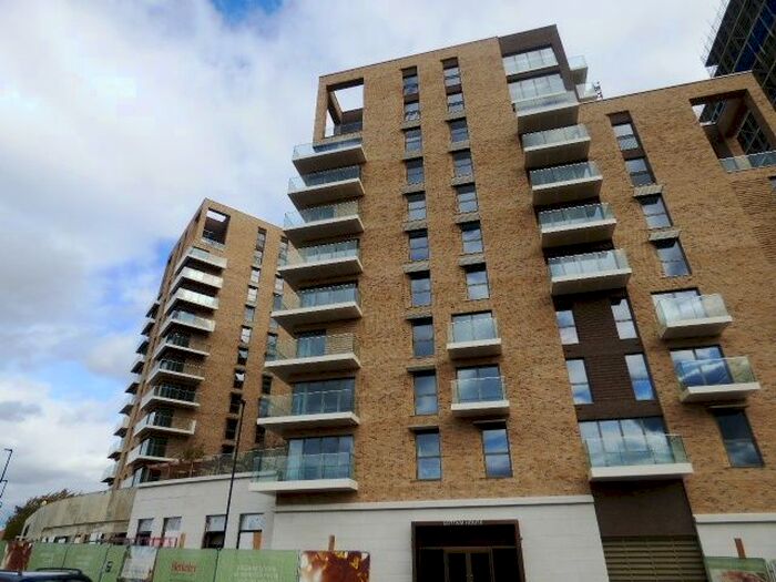 2 Bedroom Flat To Rent In Cottam House, Kidbrooke Park Road, London, SE3