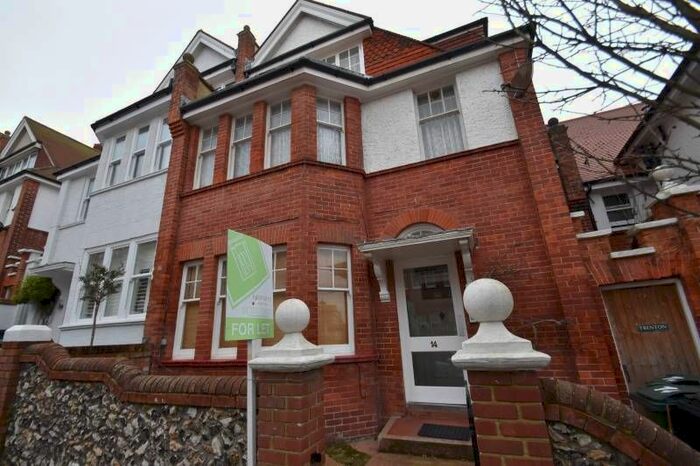 1 Bedroom Flat To Rent In South Cliff Avenue, Eastbourne, BN20