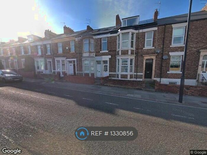 2 Bedroom Flat To Rent In Tynemouth Road, North Shields, NE30
