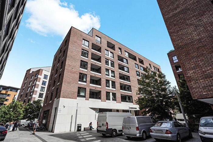 2 Bedroom Apartment For Sale In Rosewood Building, Cremer Street, Shoreditch, E2