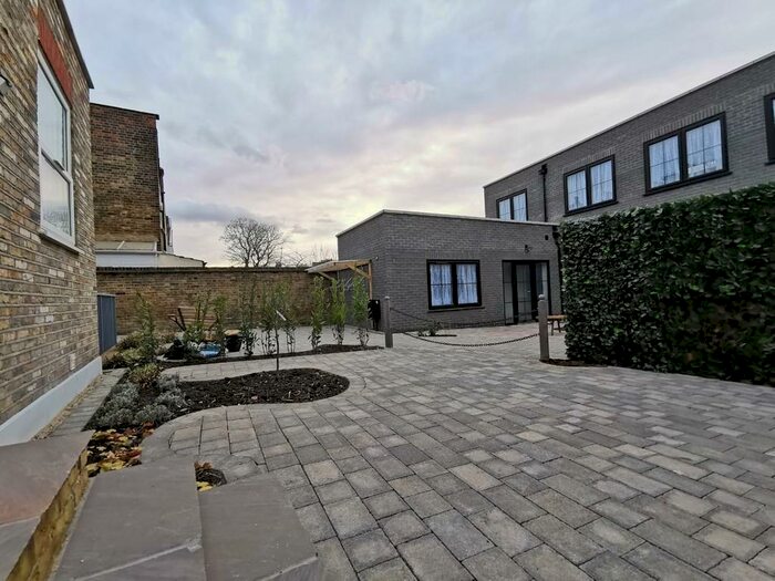 2 Bedroom Apartment To Rent In Barking Road, London, E13