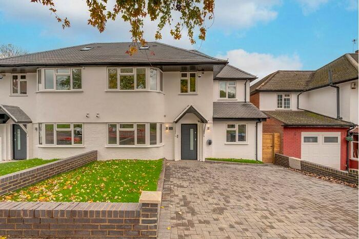 5 Bedroom Property To Rent In Elms Lane, Wembley, HA0