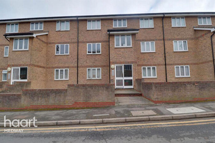 1 Bedroom Apartment To Rent In Fort Pitt Street, Chatham, ME4