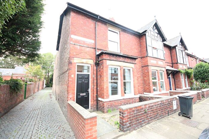 3 Bedroom Terraced House To Rent In Sycamore Terrace, York, YO30