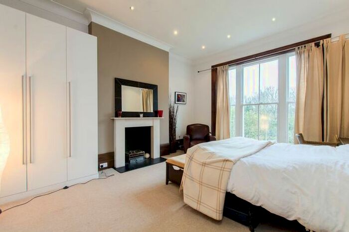 2 Bedroom Flat To Rent In Westwood Hill, Sydenham, London, SE26