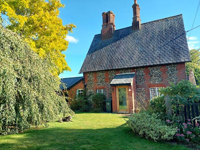 3 Bedroom Semi-Detached House For Sale In Water Lane, Radwinter, Saffron Walden, CB10