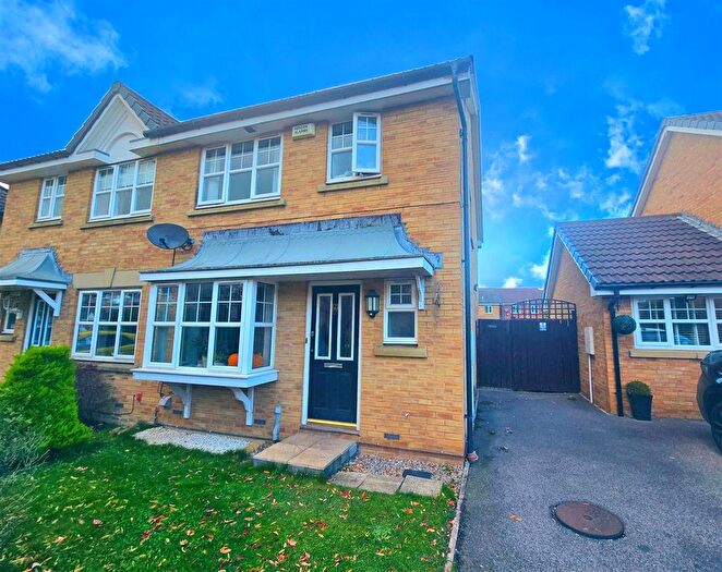 3 Bedroom Semi Detached House To Rent In Beacons Lane, Ingleby Barwick, Stockton-On-Tees, TS17