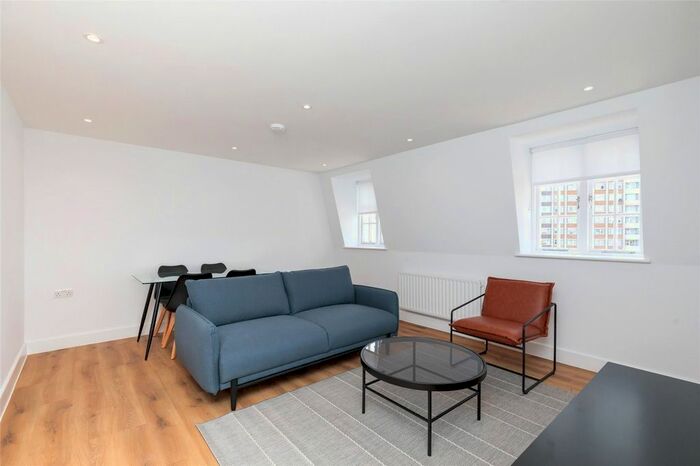 2 Bedroom Flat To Rent In St Mark's Apartments, City Road, London, EC1V