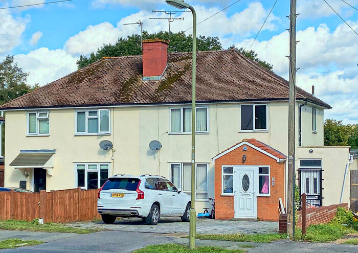 3 Bedroom Semi-Detached House To Rent In Cripley Road, Farnborough, GU14