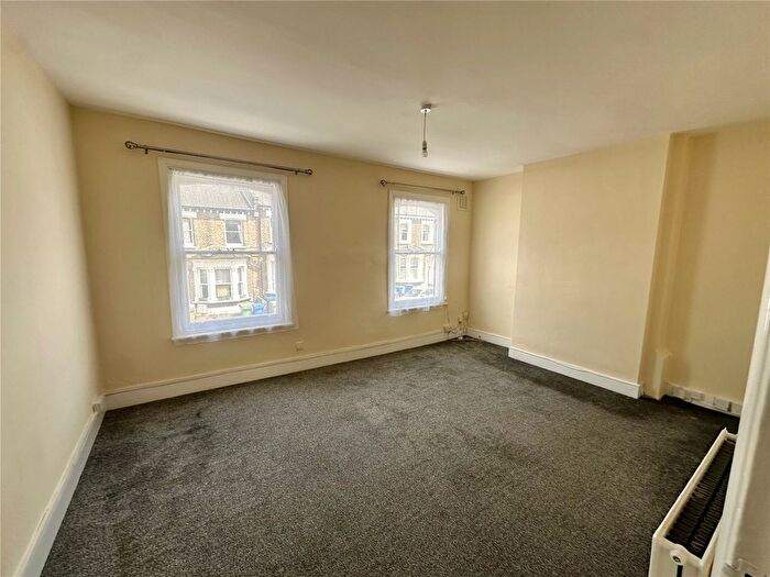 1 Bedroom Flat To Rent In Ulverscroft Road, London, SE22